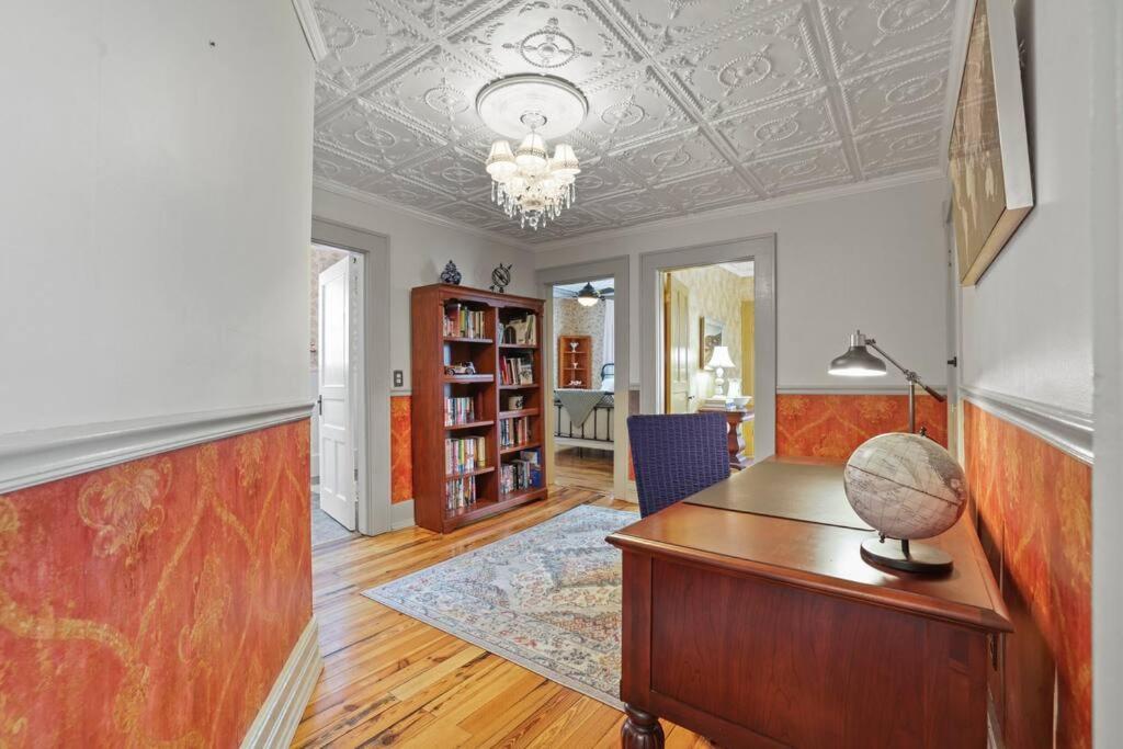 Charming Victorian Home - 2 Minutes To Downtown Lancaster Zewnętrze zdjęcie