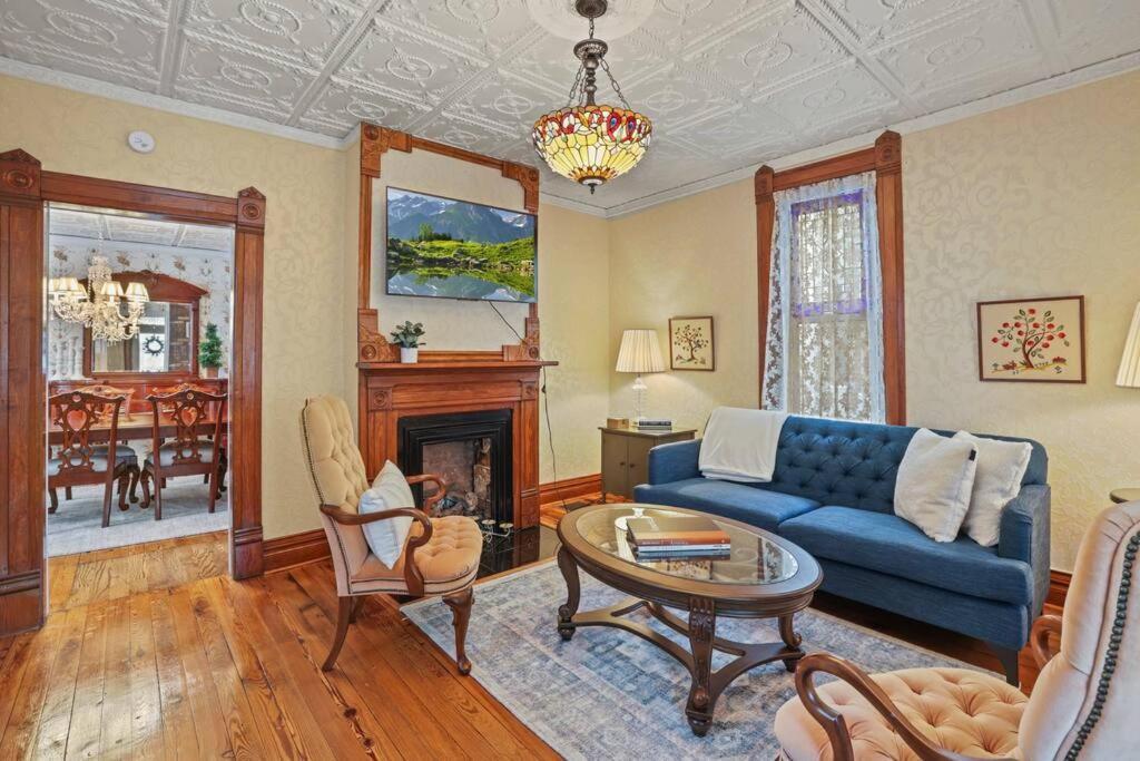 Charming Victorian Home - 2 Minutes To Downtown Lancaster Zewnętrze zdjęcie